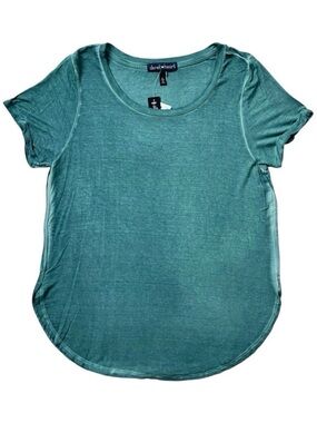 Derek Heart Short Sleeve Tee